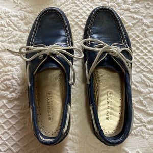 Sperry Navy Top Siders with Silver trim and White Laces Size 7.5